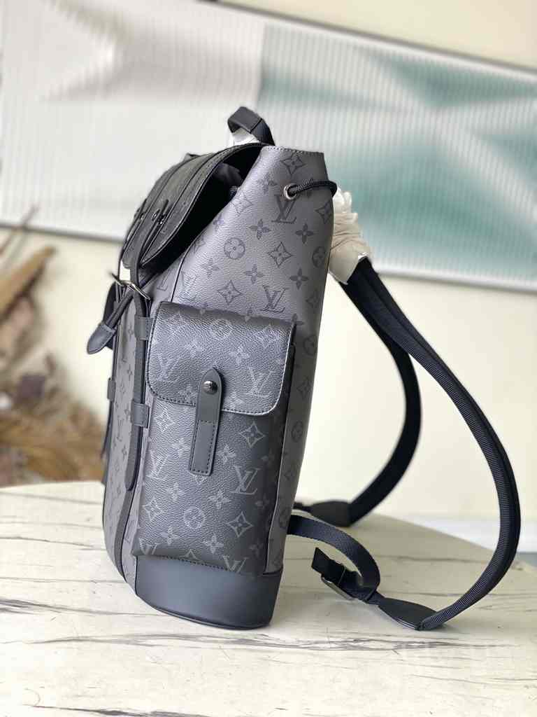 M45419 Christopher MM 44 M45419 Christopher MM 44