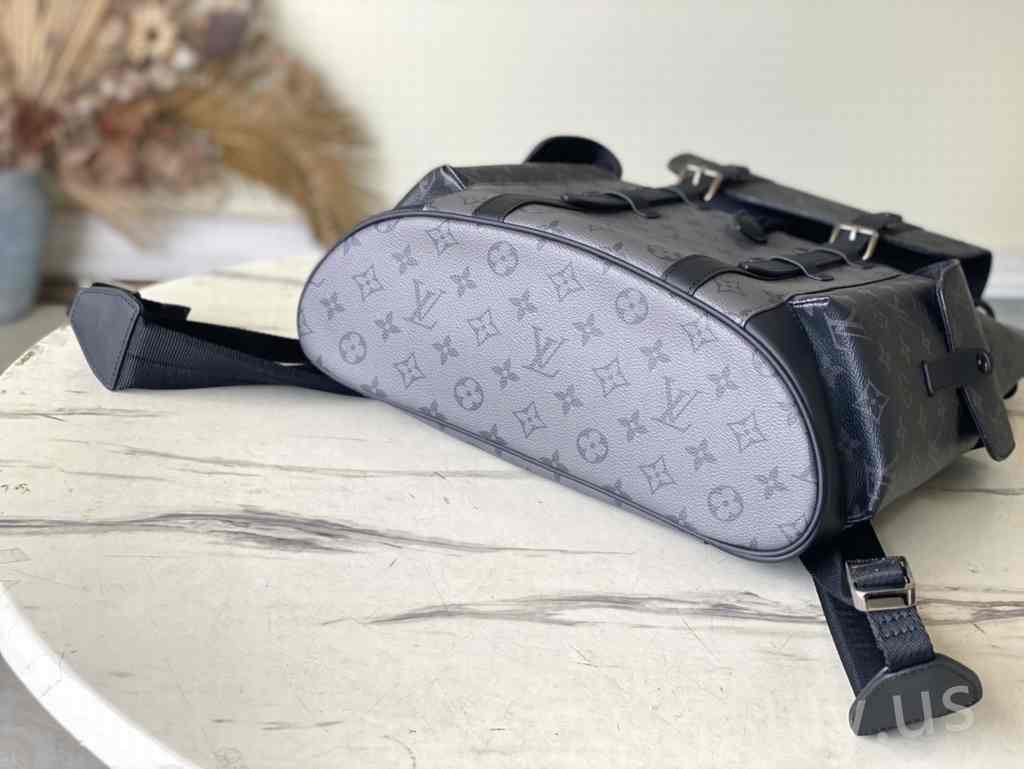 M45419 Christopher MM 44 M45419 Christopher MM 44