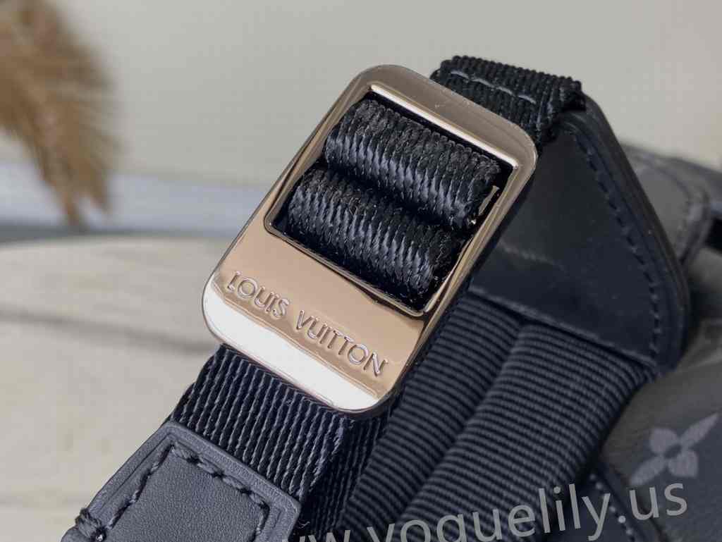 M45419 Christopher MM 44 M45419 Christopher MM 44