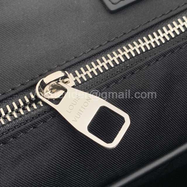 N41379 Christopher 48