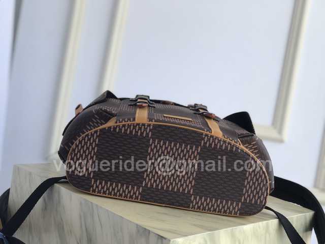 N41379 Christopher 48