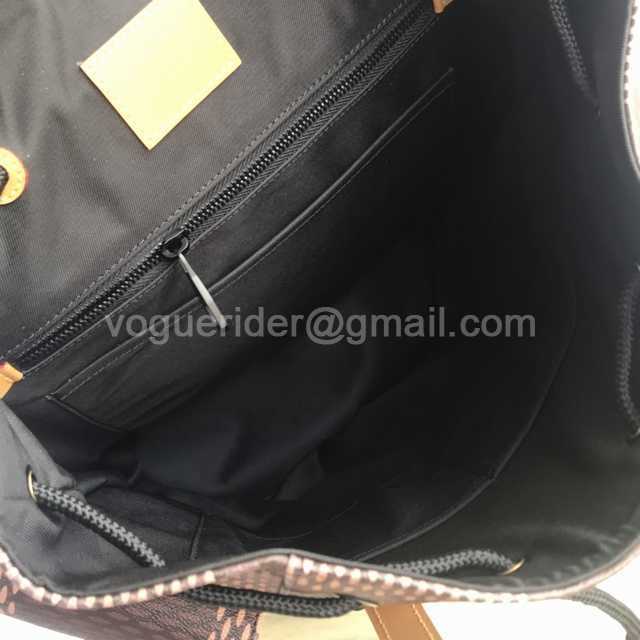 N41379 Christopher 48