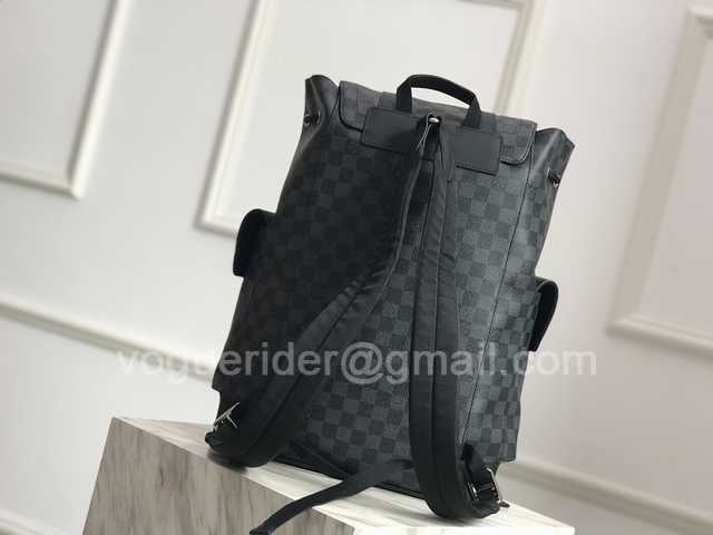 N41379 Christopher 48 N41379 Christopher 48