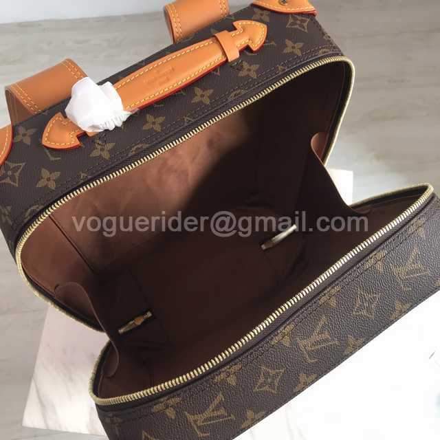 M44752 Soft Trunk 37 M44752 Soft Trunk 37