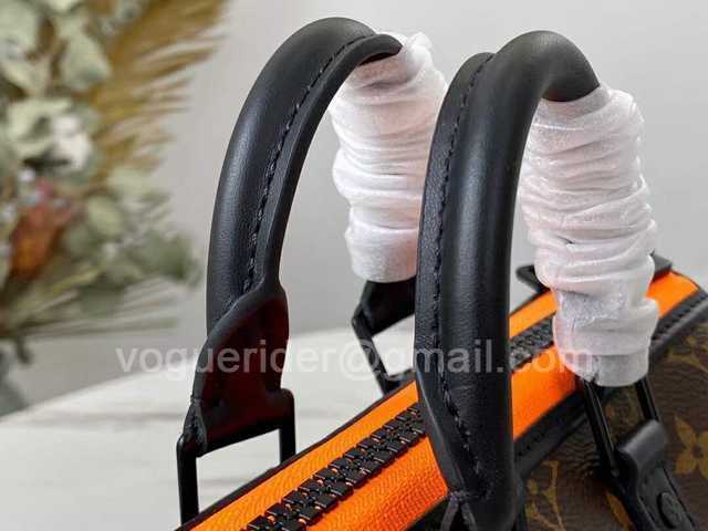 M80201 Keepall Nano Zoom with Friends 21