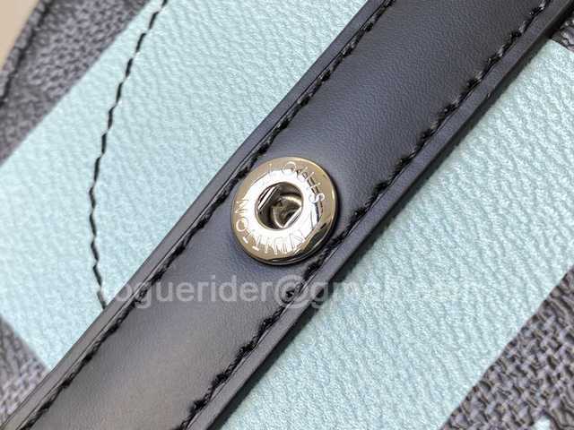 N40400 Christopher 48 N40400 Christopher 48
