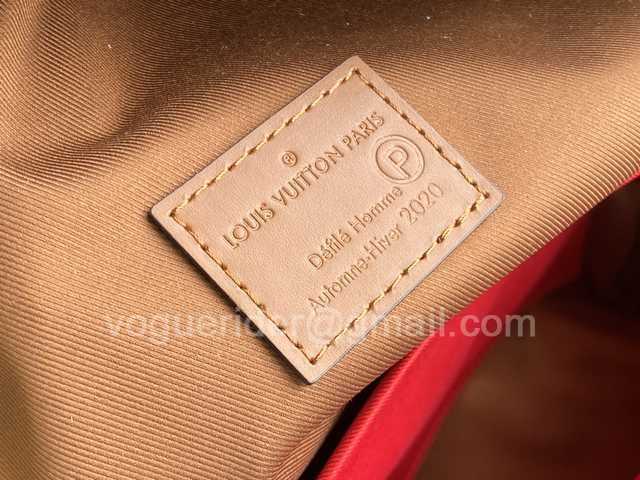M56851 Multi Pocket 41 M56851 Multi Pocket 41