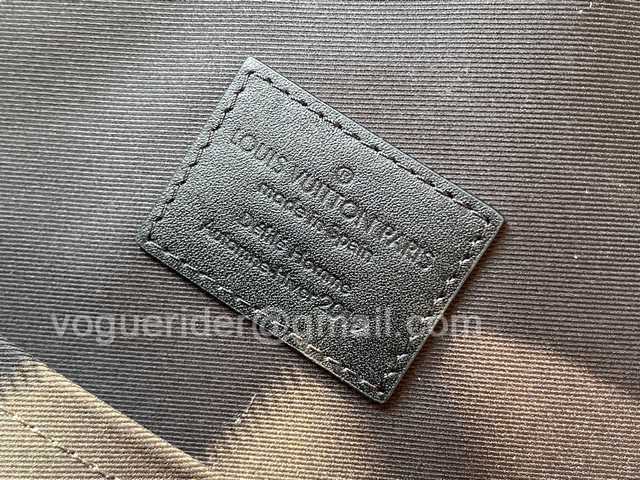 M30337 Soft Trunk 37 M30337 Soft Trunk 37