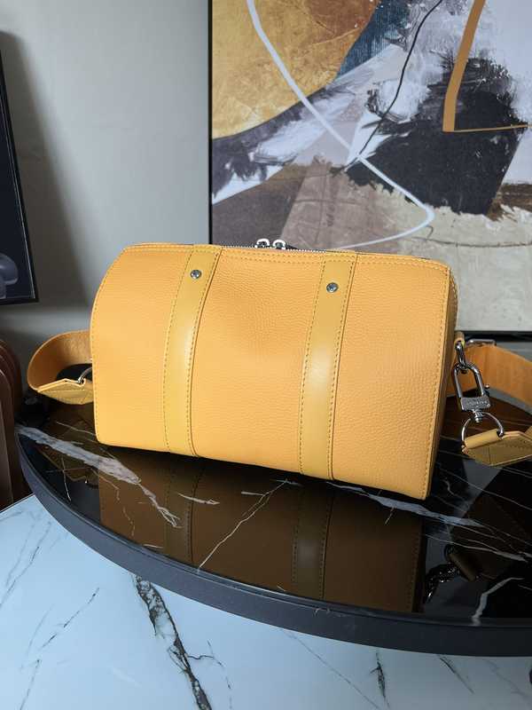 M59255 City Keepall 27