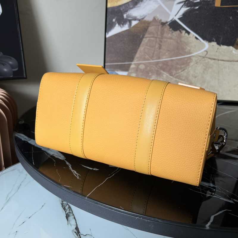 M59255 City Keepall 27