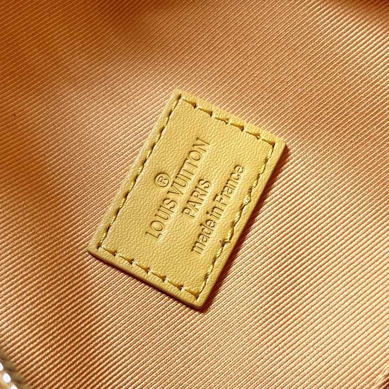 M57079 Aerogram Backpack 43