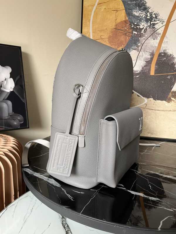 M57079 Aerogram Backpack 43