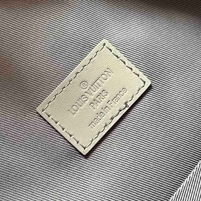 M57079 Aerogram Backpack 43