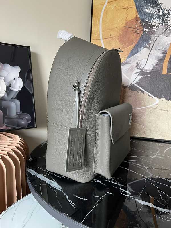 M57079 Aerogram Backpack 43