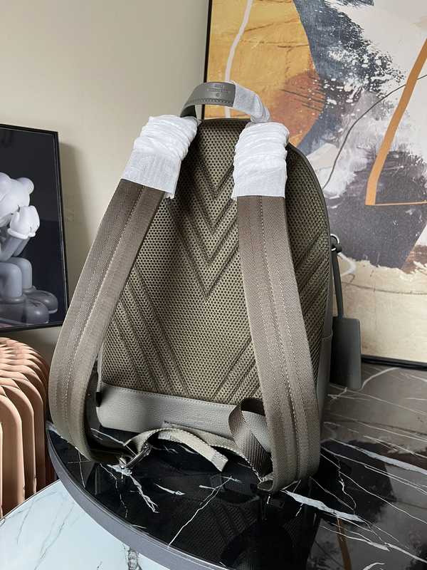 M57079 Aerogram Backpack 43