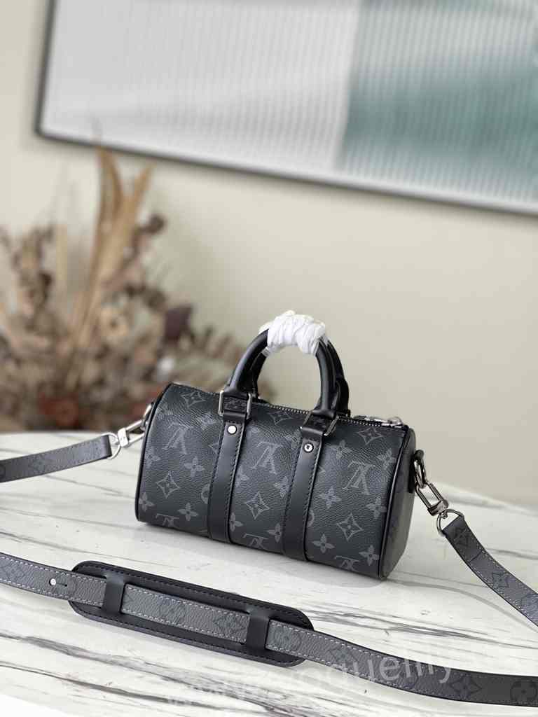 M45947 Keepall XS 21 M45947 Keepall XS 21