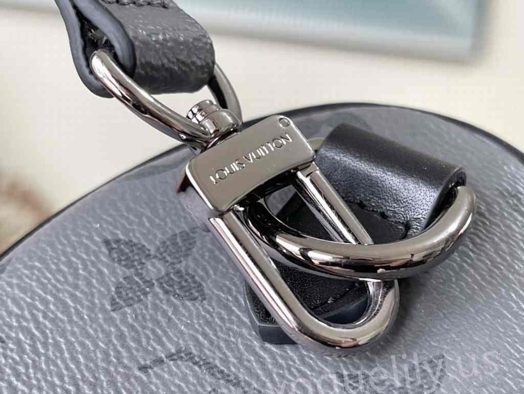 M45947 Keepall XS 21 M45947 Keepall XS 21