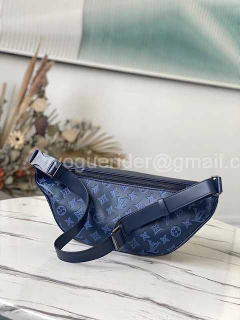 M45729 Discovery 44 M45729 Discovery 44