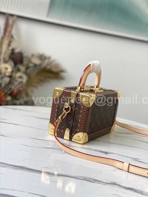 M45675 Valisette Tresor 22