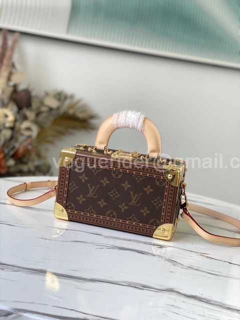 M45675 Valisette Tresor 22