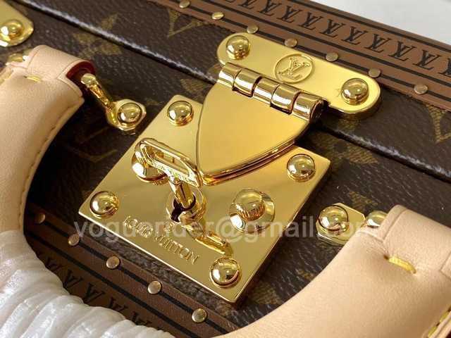 M45675 Valisette Tresor 22