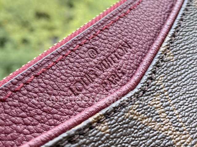 M64125 Pallas Beauty Case 28 M64125 Pallas Beauty Case 28