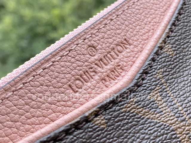 M64125 Pallas Beauty Case 28