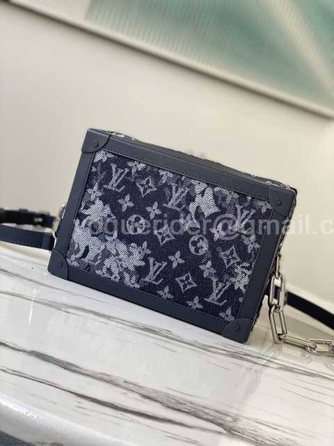 M57283 Soft Trunk 25 M57283 Soft Trunk 25