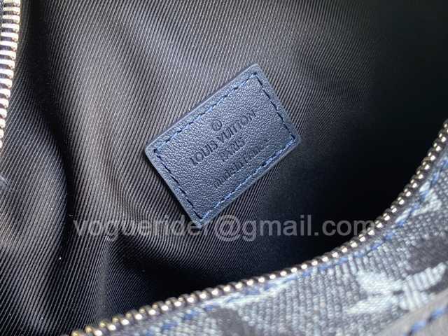 M57283 Soft Trunk 25 M57283 Soft Trunk 25