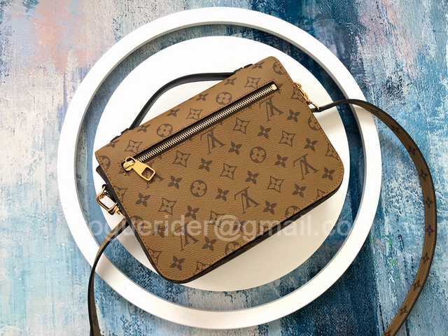 M41465 Pochette Metis 25
