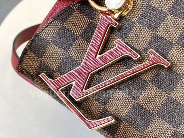 N40052 Riverside 36 N40052 Riverside 36