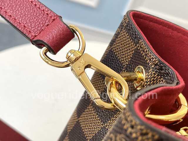 N40052 Riverside 36 N40052 Riverside 36