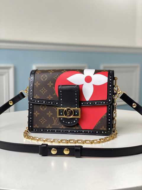 M57448 Dauphine MM 25