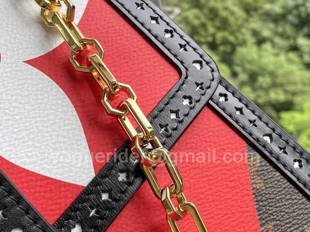 M57448 Dauphine MM 25 M57448 Dauphine MM 25