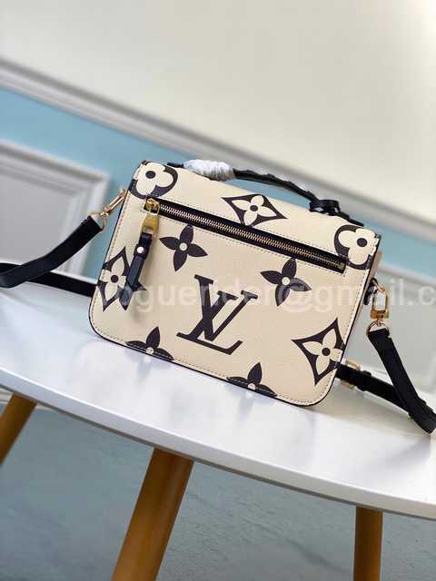 M45384 Pochette Metis Crafty 25