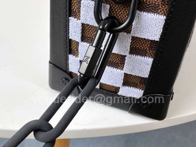 M44478 Soft Trunk 25