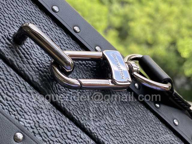 M44157 Petite Malle 22 M44157 Petite Malle 22