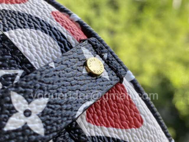 M45366 Boite Chapeau Souple Crafty 17