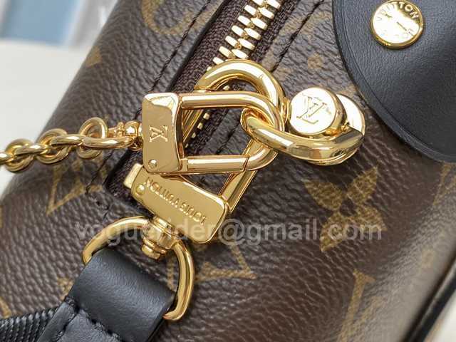 M45571 Petite Malle Souple 20 M45571 Petite Malle Souple 20