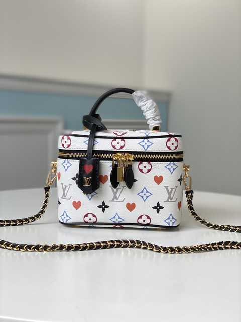 M45165 Vanity PM 19