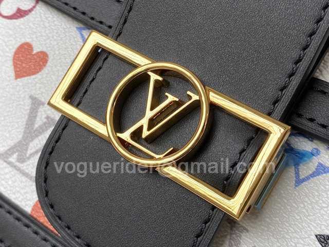 M44391 Dauphine MM 25 M44391 Dauphine MM 25