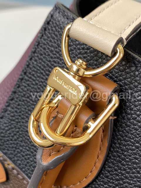 M45409 Fold Tote PM 22