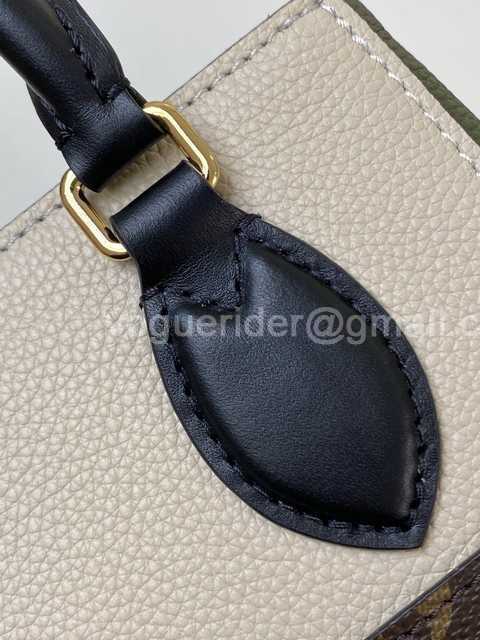 M45388 Fold Tote PM 22