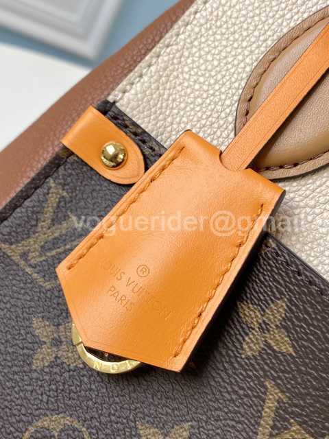 M45376 Fold Tote PM 22