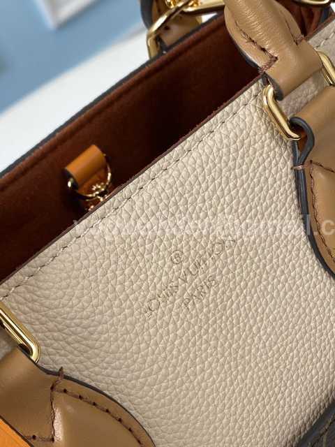 M45376 Fold Tote PM 22