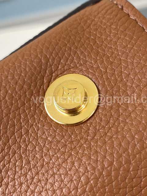 M45376 Fold Tote MM 28 M45376 Fold Tote MM 28