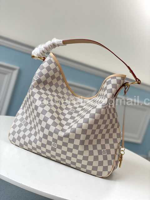 N50156 Calvi 41 N50156 Calvi 41