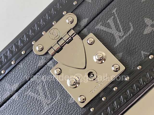 M20039 Coffret 8 Montres 34 M20039 Coffret 8 Montres 34