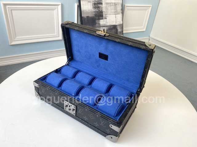 M20039 Coffret 8 Montres 34 M20039 Coffret 8 Montres 34