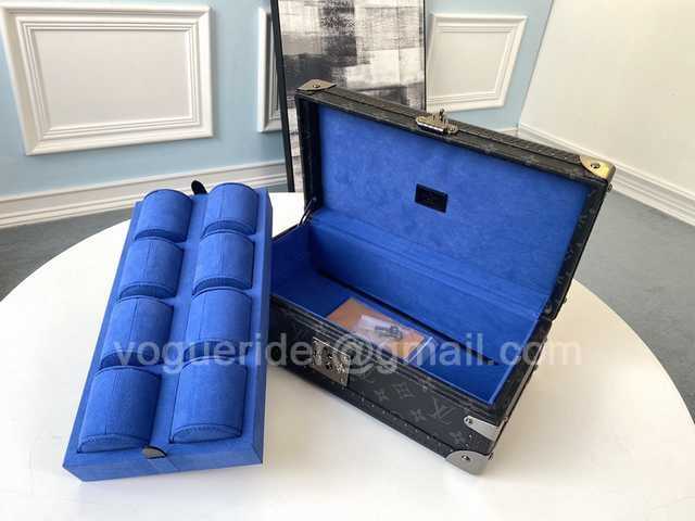 M20039 Coffret 8 Montres 34 M20039 Coffret 8 Montres 34